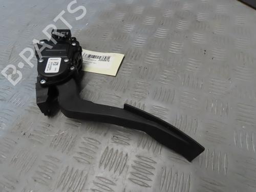 Used Pedal NISSAN NAVARA NP300 Pickup (D23, D23T) 2.3 dCi 4x4 (D231) (163 hp) 23111659