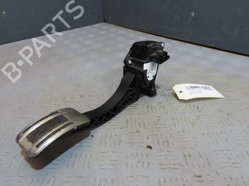 pedal-peugeot-3008-ii-suv-mc_-mr_-mj_-m4_-2016-28685187 main image