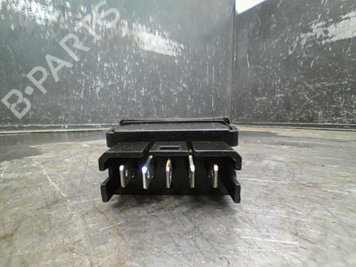 Used Left front window switch CITROËN XSARA PICASSO (N68) 1.8 16V (115 hp) 10766157