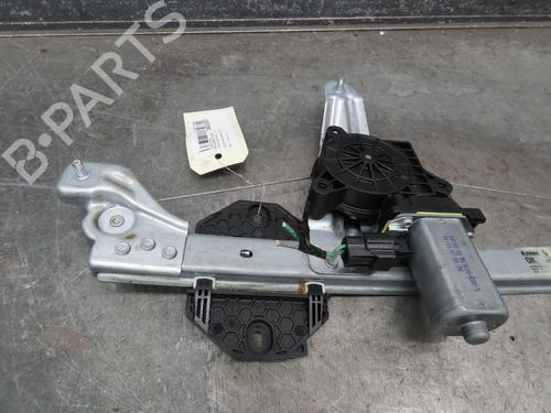 Elevalunas trasero derecho DACIA SANDERO II TCe 90 (B8M1, B8MA) (90 hp) 17371388