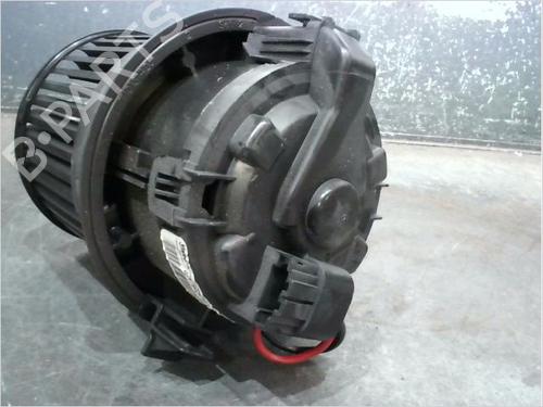 Heater blower motor PEUGEOT 208 I (CA_, CC_) 1.2 VTI 82 | BP15492147M62
