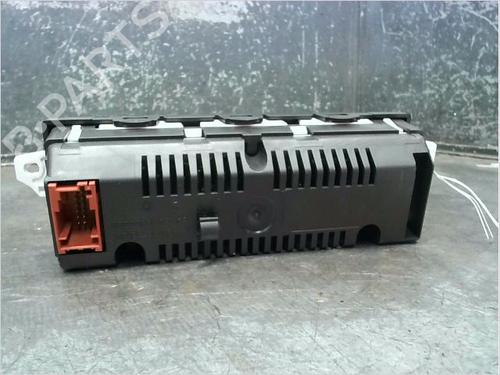 Used Display monitor CITROËN C3 II (SC_) 1.4 VTi 95 (95 hp) 14979086