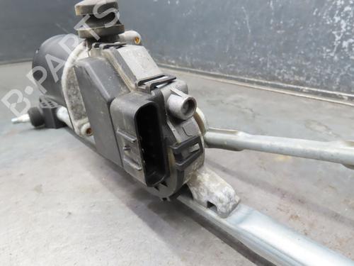 Used Front wiper motor FIAT PANDA (169_) 1.2 (169.AXB11, 169.AXB1A) (60 hp) 17527717