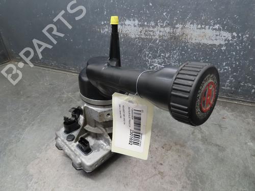 Used Steering pump PEUGEOT 308 I (4A_, 4C_) 1.6 HDi (90 hp) 16972993