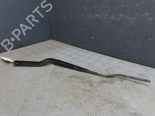 Used Front windshield wiper arm RENAULT TWINGO III (BCM_, BCA_) 1.0 SCe 75 (73 hp) 30767405