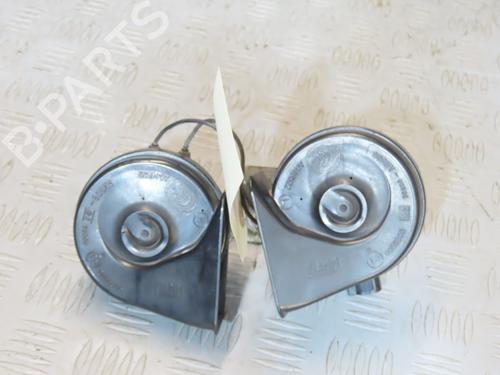 Used Horn FORD FOCUS II (DA_, HCP, DP) 2.0 TDCi (136 hp) 23112053