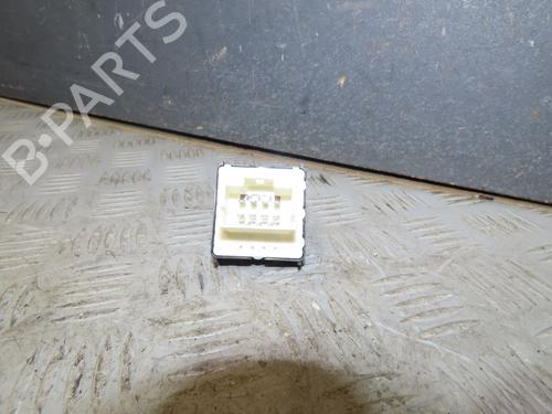 Used Left front window switch Left front window switch CITROËN C4 CACTUS 1.2 VTi 82 (82 hp) 33444849 33444849