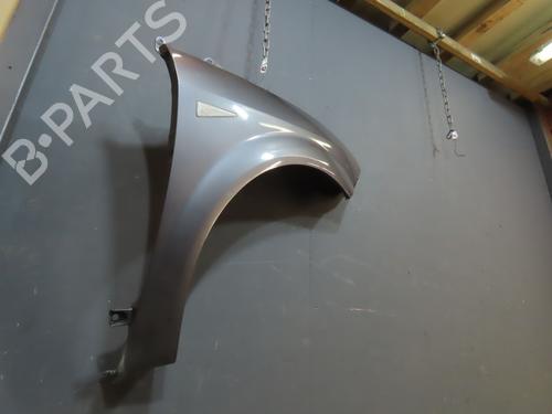 Used Right front fenders RENAULT SCÉNIC II (JM0/1_) 1.5 dCi (JM0F) (82 hp) 20493996