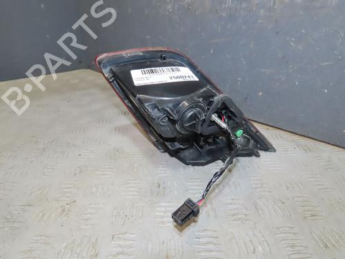 Used Left tailgate light PEUGEOT 308 II (LB_, LP_, LW_, LH_, L3_) 1.6 HDi / BlueHDi 115 (115 hp) 32432885