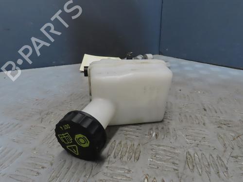 Used Brake master cylinder RENAULT AUSTRAL E-TECH 200 Hybrid (HGM2) (199 hp) 19497830
