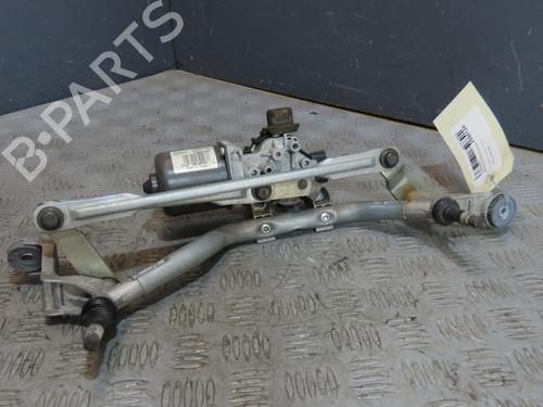 Used Front wiper motor RENAULT CLIO III Hatchback Van (SB_, SR_) [2005-2025]  23896029