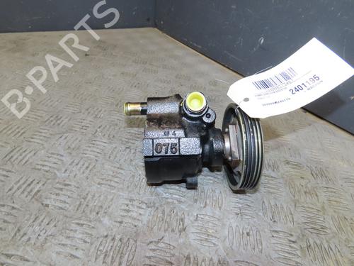Used Steering pump RENAULT CLIO II (BB_, CB_) 1.2 (BB0A, BB0F, BB10, BB1K, BB28, BB2D, BB2H, CB0A,... (58 hp) 28504364