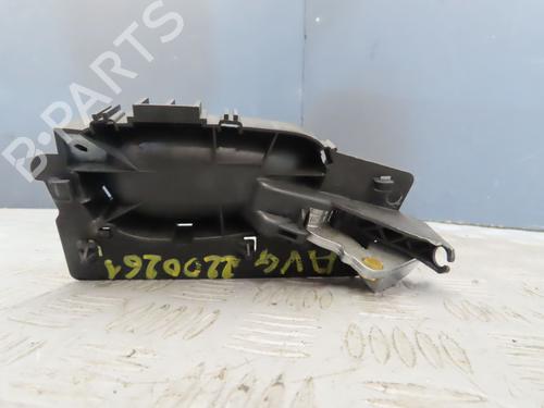 Used Front left interior door handle PEUGEOT 307 (3A/C) 1.6 HDi (90 hp) 19123410