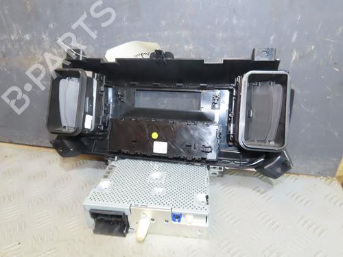 Used Radio Radio 38056780 38056780
