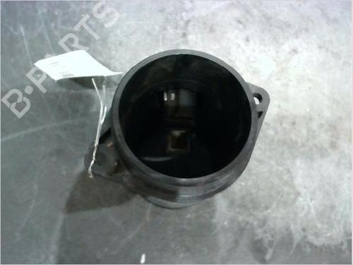 Used Mass air flow sensor Mass air flow sensor SUZUKI GRAND VITARA II (JT, TE, TD) 1.9 DDiS All-wheel Drive (JT419, TD44, JB419WD, JB419XD,... (129 hp) 15377930 15377930