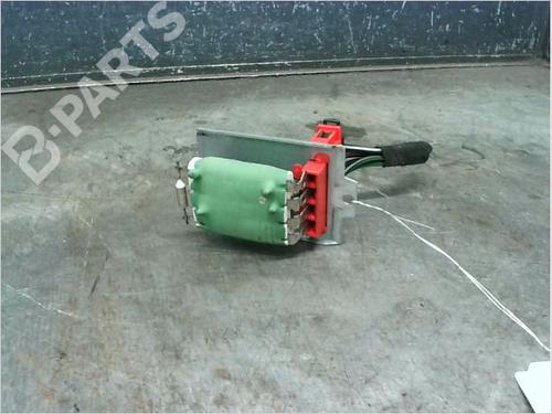 Used Heater resistor VW PASSAT B5.5 (3B3) 1.9 TDI (101 hp) 11676995