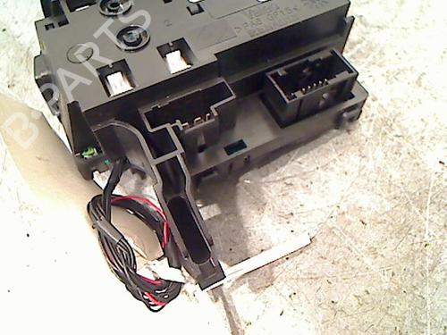 Used Steering column stalk RENAULT SCÉNIC II (JM0/1_) 1.5 dCi (JM1E, JM16) (106 hp) 23113889