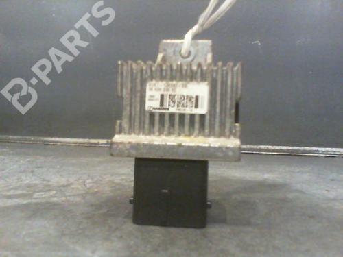 Used Electronic module FIAT SCUDO Van (270_, 272_) 1.6 D Multijet (90 hp) 11209733