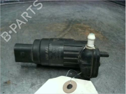 Used Washer pump VW BORA Variant (1J6) 1.9 TDI (130 hp) 14873977