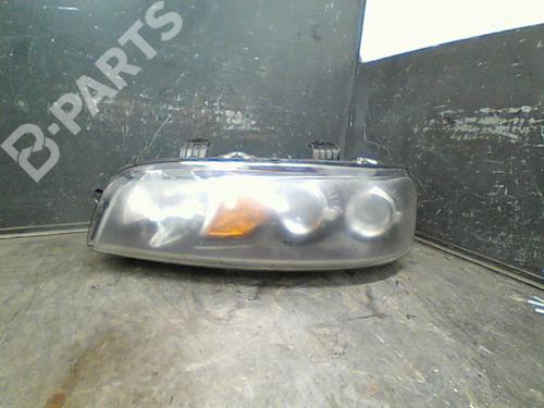 Used Left headlight FIAT PUNTO (188_) 1.9 JTD (86 hp) 10768332