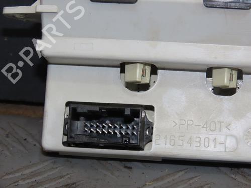 Display PEUGEOT 206+ (2L_, 2M_) 1.4 i (2LKFWA, 2MKFWA) (75 hp) 29551154