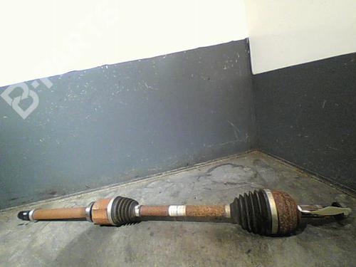 Used Right front driveshaft RENAULT MEGANE III Hatchback (BZ0/1_, B3_) 1.6 dCi (BZ00, BZ12, BZ13) (130 hp) 11210390