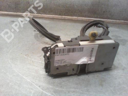 Used Front left lock FIAT DUCATO Van (250_) 100 Multijet 2,2 D (100 hp) 11212873