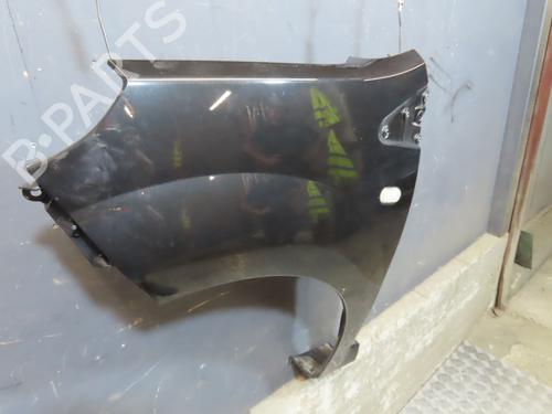 Used Left front fenders RENAULT TWINGO II (CN0_) 1.5 dCi (CN0E) (64 hp) 28593582