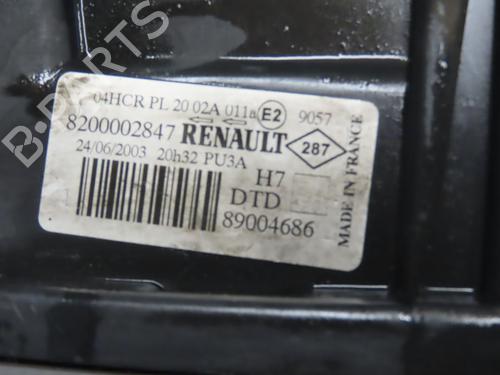Used Right headlight RENAULT LAGUNA II (BG0/1_) [2001-2007]  19079831
