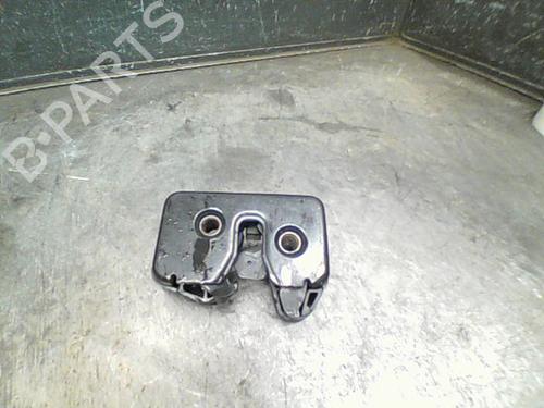 Used Tailgate lock VW POLO (6N2) 1.4 (60 hp) 23116000