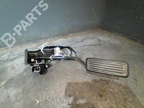 Pedal TOYOTA AVENSIS (_T25_) 2.2 D-4D (ADT251_, ADT251R) (150 hp) 11209610