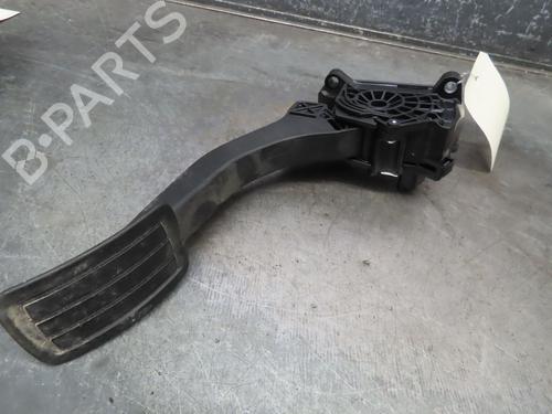 Used Pedal Pedal PEUGEOT 308 II (LB_, LP_, LW_, LH_, L3_) 1.5 BlueHDi 130 (131 hp) 17857297 17857297
