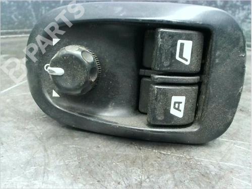Used Left front window switch Left front window switch PEUGEOT 206 Hatchback (2A/C) 2.0 HDI 90 (90 hp) 11131411 11131411