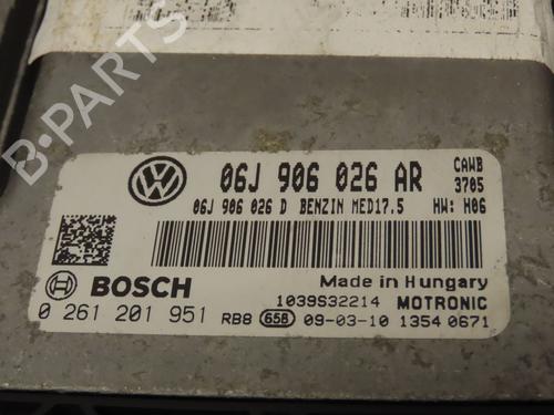 Used Engine control unit (ECU) VW SCIROCCO III (137, 138) 2.0 TFSI (200 hp) 17452635