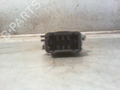 Used Right rear window switch Right rear window switch RENAULT CLIO II (BB_, CB_) 1.5 dCi (100 hp) 23115576 23115576