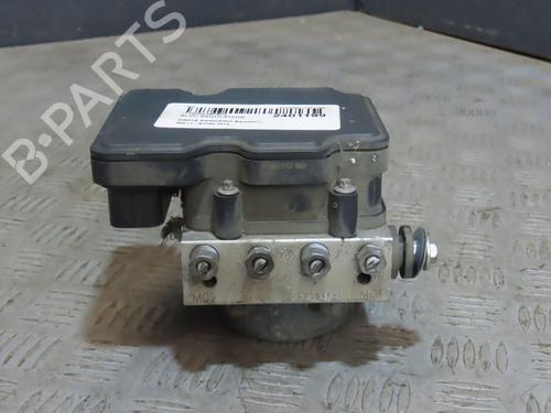 Used ABS pump DACIA SANDERO II TCe 90 (B8M1, B8MA, B8AC) (90 hp) 26610232