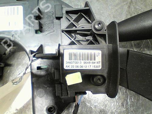 Used Steering column stalk CITROËN C4 I (LC_) 1.6 HDi (109 hp) 10761986
