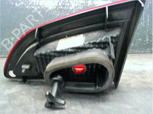 left-tailgate-light-renault-scenic-iii-jz01_-15-dci-265550018r-2008-2009-2010-2011-2012-2013-2014-2015-2016-12564138 main image