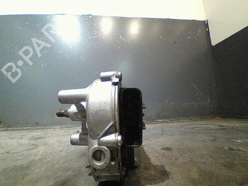 Used Front wiper motor FIAT STILO (192_) 1.9 JTD (192_XE1A) (115 hp) 10769330