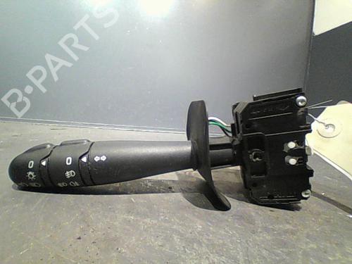 Used Steering column stalk RENAULT CLIO II (BB_, CB_) 1.5 dCi (B/CB07) (65 hp) 10762054