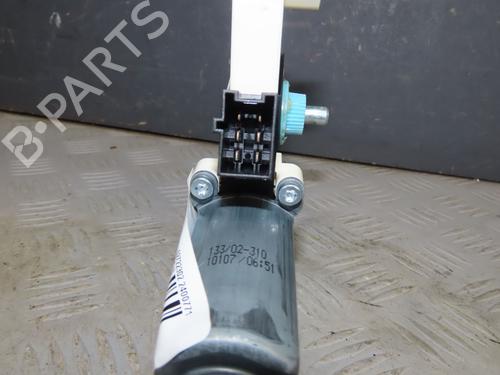 Used Left rear window motor MERCEDES-BENZ B-CLASS Sports Tourer (W245) B 180 CDI (245.207) (109 hp) 32511363