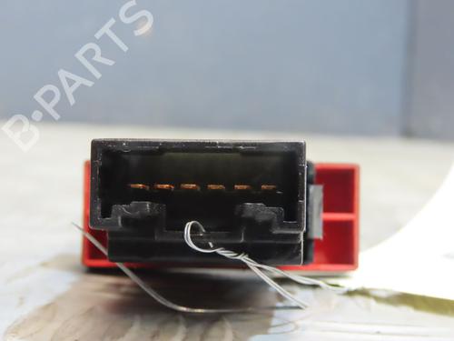 Used Warning switch HYUNDAI COUPE II (GK) 2.0 (139 hp) 27216317