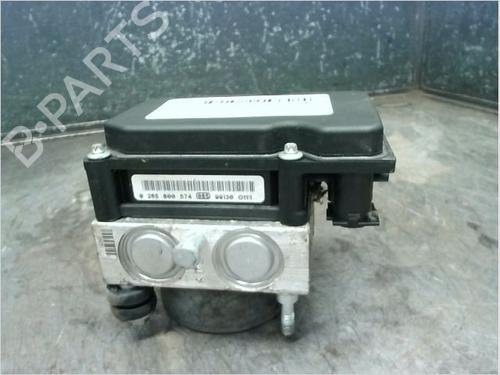Used ABS pump NISSAN MICRA III (K12) 1.2 16V (65 hp) 11267452