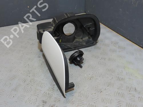 fuel-flap-citroen-c4-cactus-2014-23979194 main image