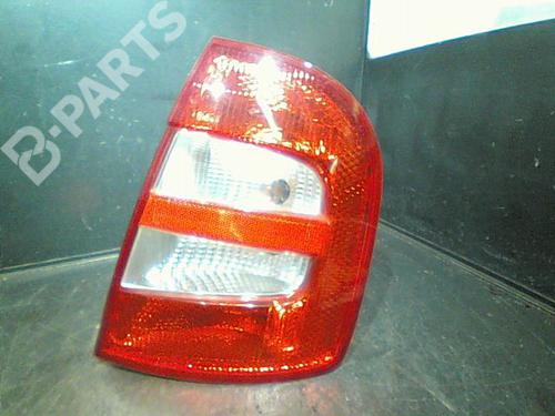 Højre baglygte SKODA FABIA I (6Y2) 1.9 TDI (100 hp) 10768568