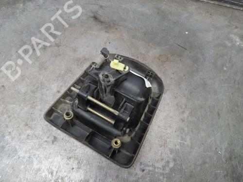 Used Front right exterior door handle RENAULT MASTER II Van (FD) 2.5 dCi 100 (FD0U, FD0V, FD3U, FD3V, FD8U, FD8V) (99 hp) 16361447