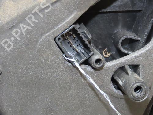 Right mirror RENAULT CLIO III (BR0/1, CR0/1) 1.2 16V (BR02, BR0J, BR11, CR02, CR0J, CR11) | BP29901871C27