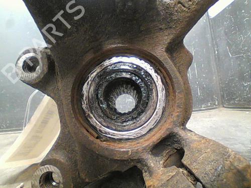 Used Left front steering knuckle RENAULT TWINGO I (C06_) 1.2 16V (C06C, C06D, C06K) (75 hp) 14871235
