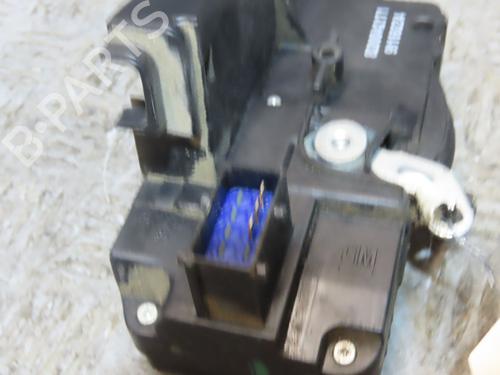 Used Front right lock RENAULT TRAFIC II Van (FL) 2.0 dCi 115 (FL01, FL0U) (114 hp) 25014596