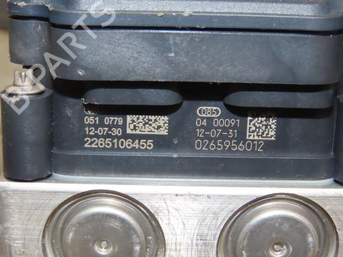 Used ABS pump NISSAN MICRA IV (K13K, K13KK) 1.2 (80 hp) 30047677
